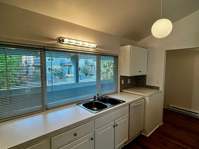 650 Ericksen Avenue NE — Photo 3
