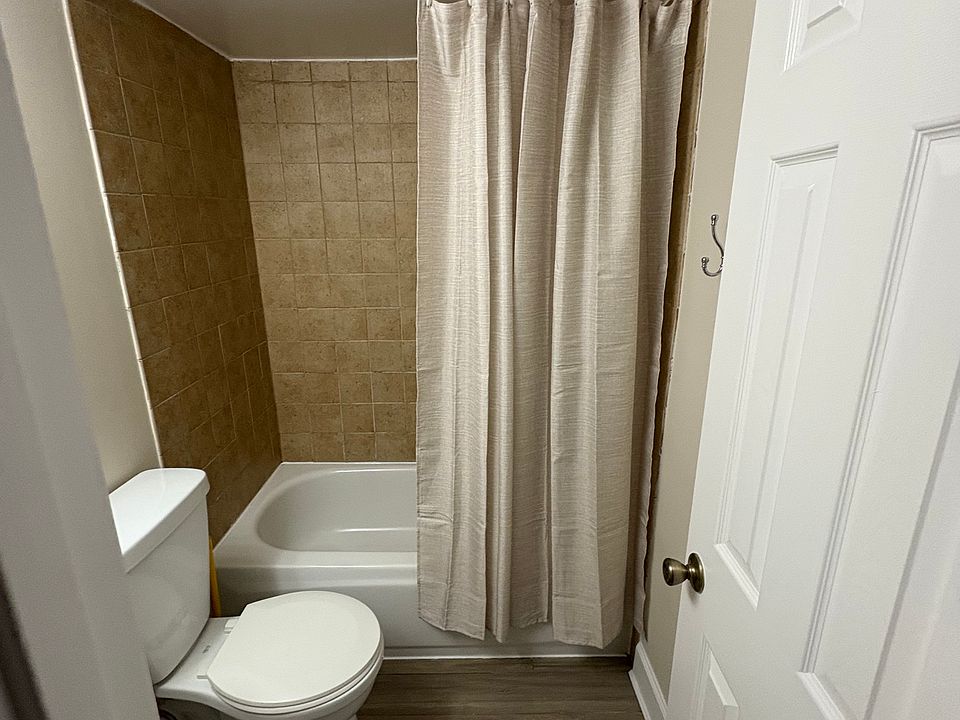 Front Full Bathroom