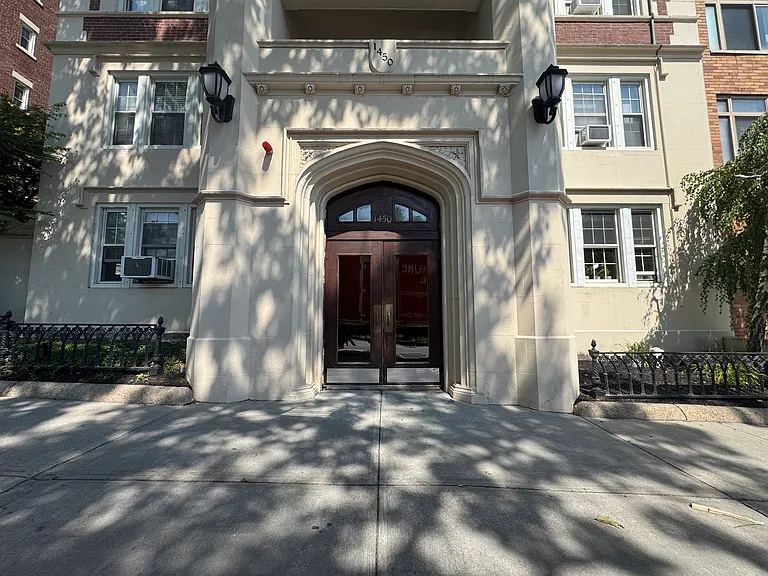 1450-1454 Beacon St #402 — Photo 7