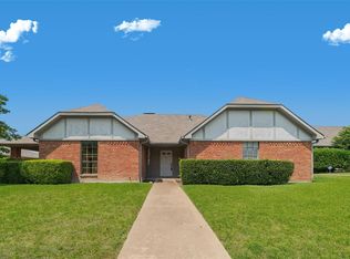 10319 Bernardin Cir, Dallas, TX 75243