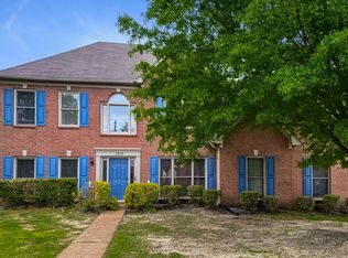 2033 Oak Springs Dr, Cordova, TN 38016