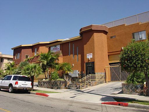1st image of 845 W Beach Ave APT 09