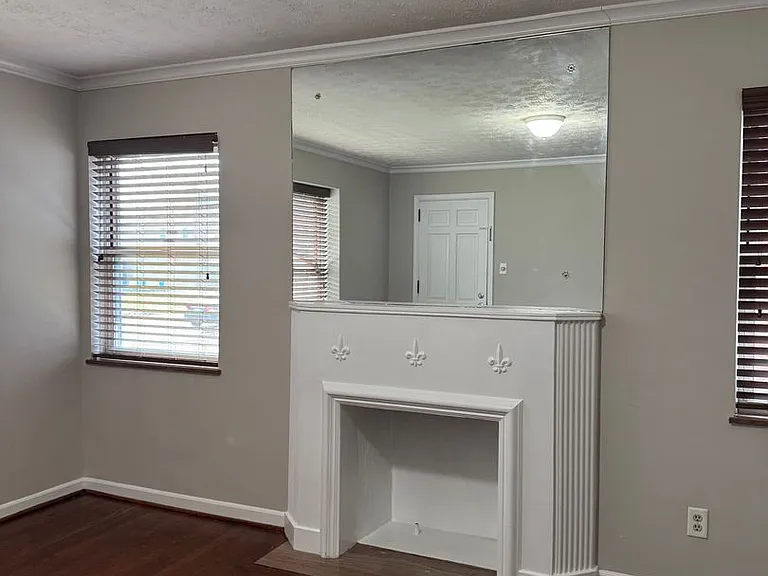 931 Kenwick Rd #B — Photo 1