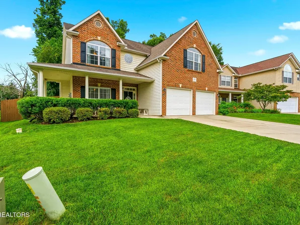 1528 Crescent Oaks Ln, Lenoir City, TN 37772