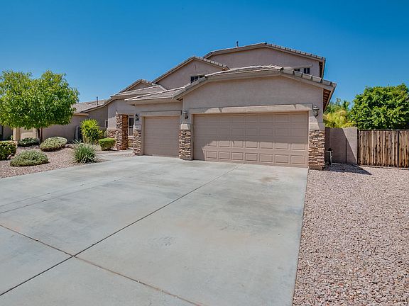 5th image of 2626 N 149th Ave