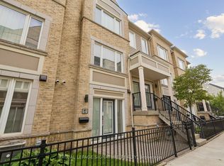 5035 Oscar Peterson Blvd #41, Mississauga, ON L5M 0P4