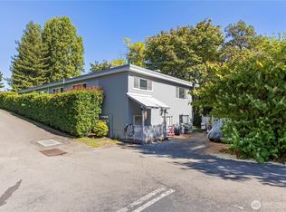 2109 W Raye Street, Seattle, WA 98199