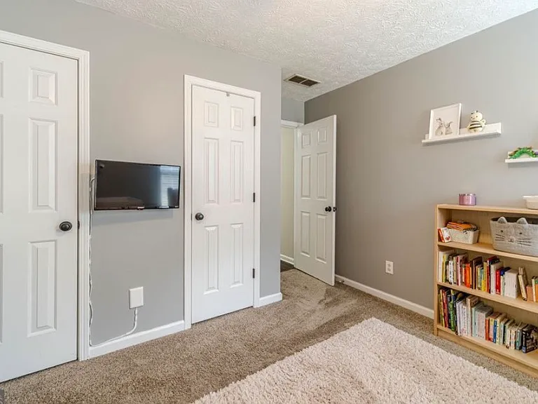 6130 Devonshire Dr — Photo 23