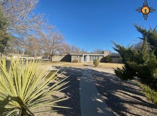 1310 S Country Club Cir, Carlsbad, NM 88220