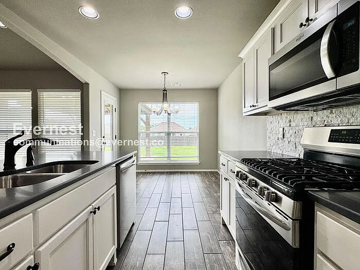 3440 E Sandusky St — Photo 6