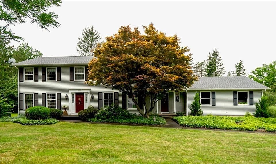 1st image of 105 Fox Meadow Ln