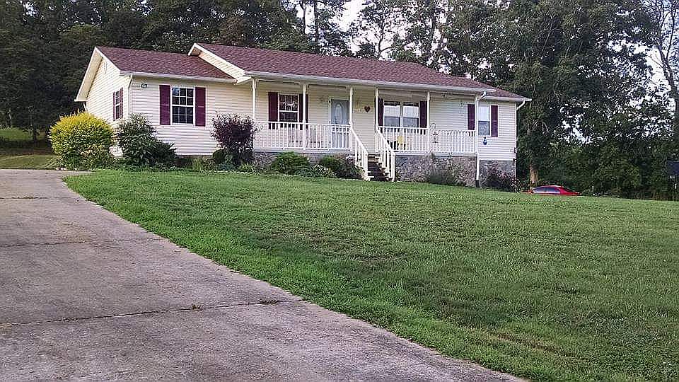 2nd image of 90 Fairview Rd
