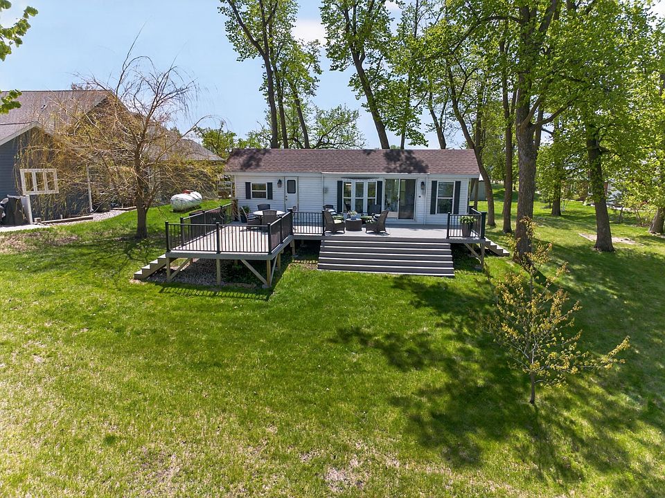 1st image of 633 Cihlars Point Cir SW
