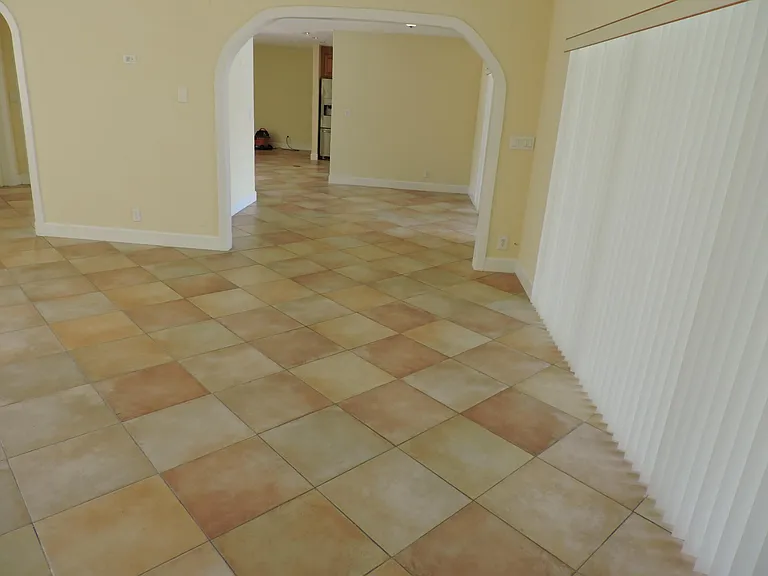 4529 Square Lake Dr — Photo 8