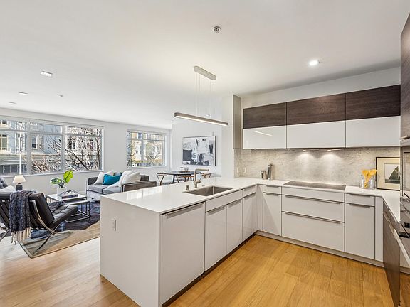 3rd image of 3590 20th St #211