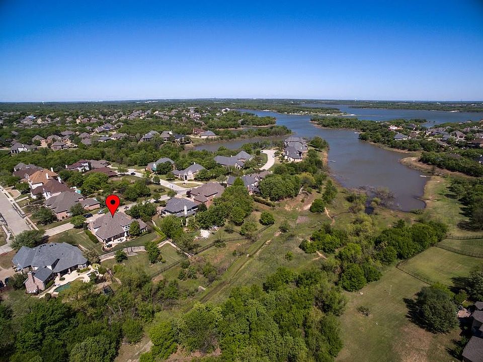 1st image of 2802 Twin Coves Dr