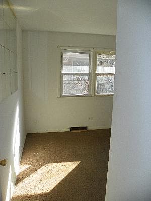 2nd image of 14717 S Honore Ave