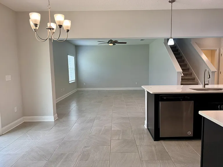 13870 Harlowton Ave — Photo 15