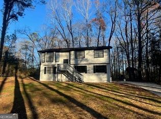 2676 Pamela Dr, Snellville, GA