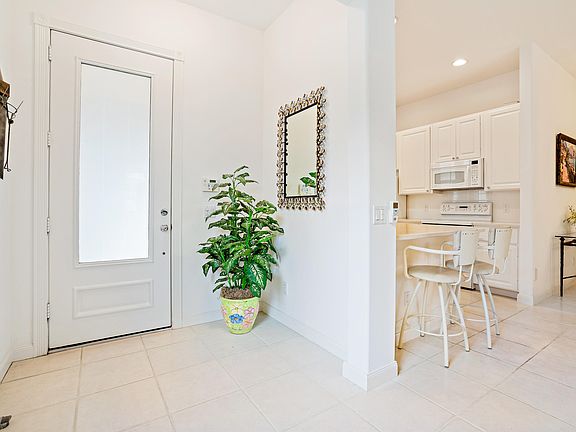 5th image of 196 San Remo Dr