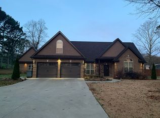 110 Harris Dr, Florence, AL 35634