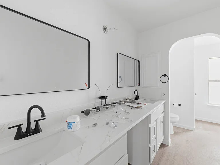 9202 Amber Rdg — Photo 18