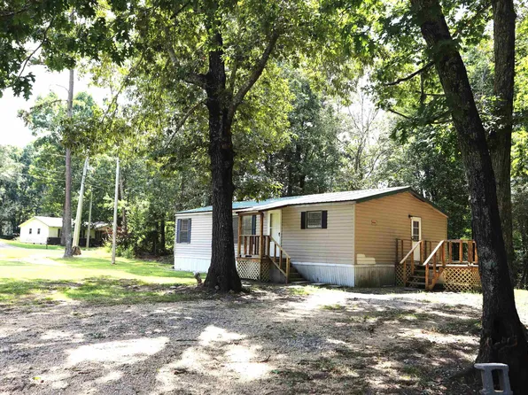 21 Saddle Club Rd, Summerville, GA 30747