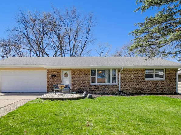 3615 Greenwood Ave, Rockford, IL 61107