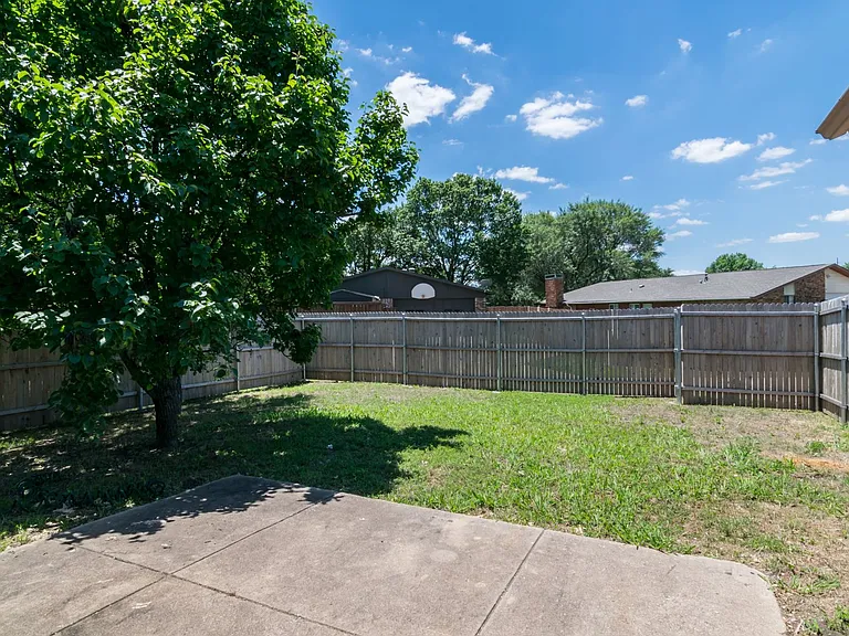 3314 Ridgemoor Dr — Photo 23