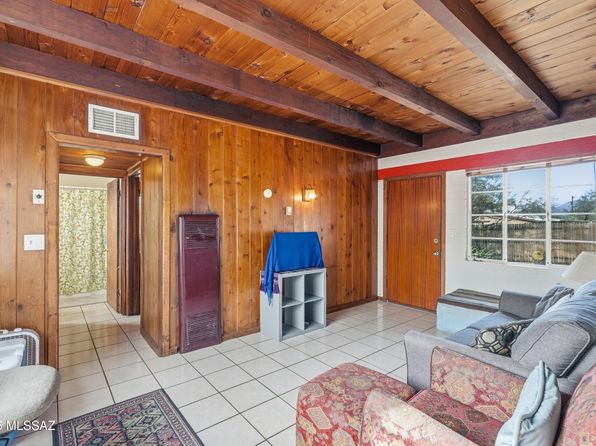 tucson-arizona-458257355 picture