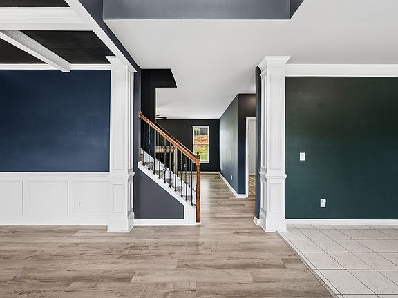 4th image of 199 Skycroft Dr