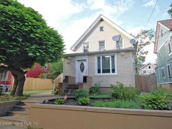 217-219 Fisher Ave, Staten Island, NY 10307