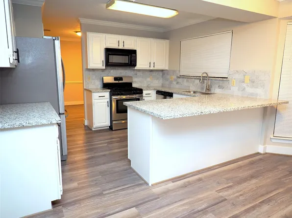 15014 Waybridge Dr, Houston, TX 77062