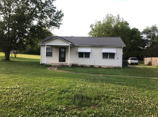 701 Green Acres Dr, Talladega, AL 35160