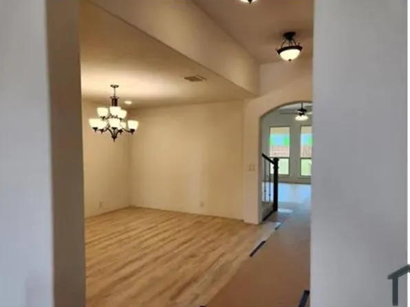 6313 Dartford Dr, Mesquite, TX 75181