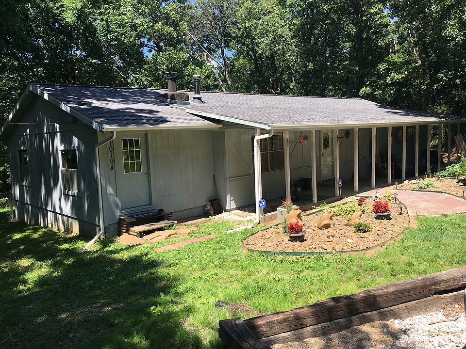 1st image of 10194 Fairview Ln #203