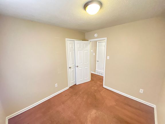 4th image of 395 Brockwood Cv