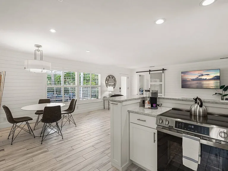 615 Avenida Del Norte — Photo 15