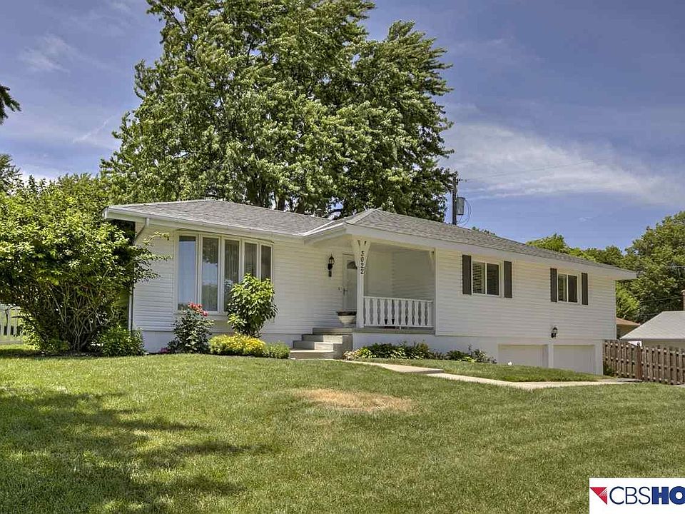 1st image of 3022 S 116th Ave