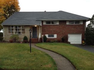 28 Fairfield Rd, Clifton, NJ 07013