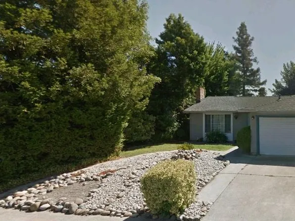 1310 Needham Dr, Vacaville, CA 95687