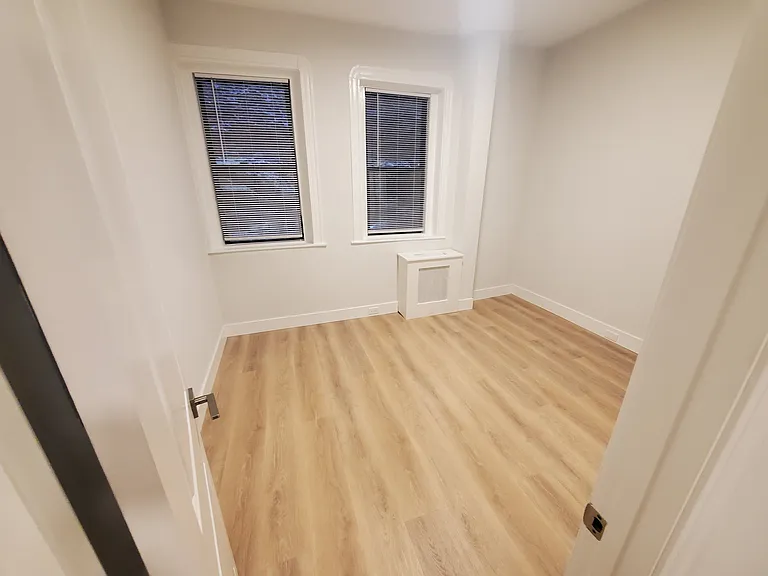 857 Beacon St #20 — Photo 10