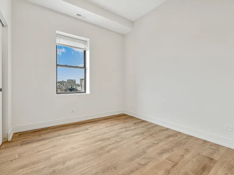 2203 N Hamilton Ave #301 — Photo 10