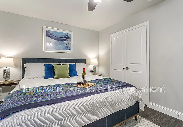 825 Juno Ln — Photo 39