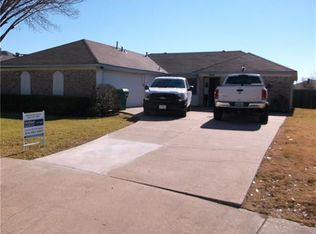 7406 Salzburg Dr, Rowlett, TX 75089