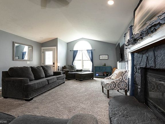 3rd image of 9504 Hoose Rd