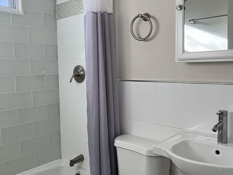 14 Bennett Pl #1 — Photo 13