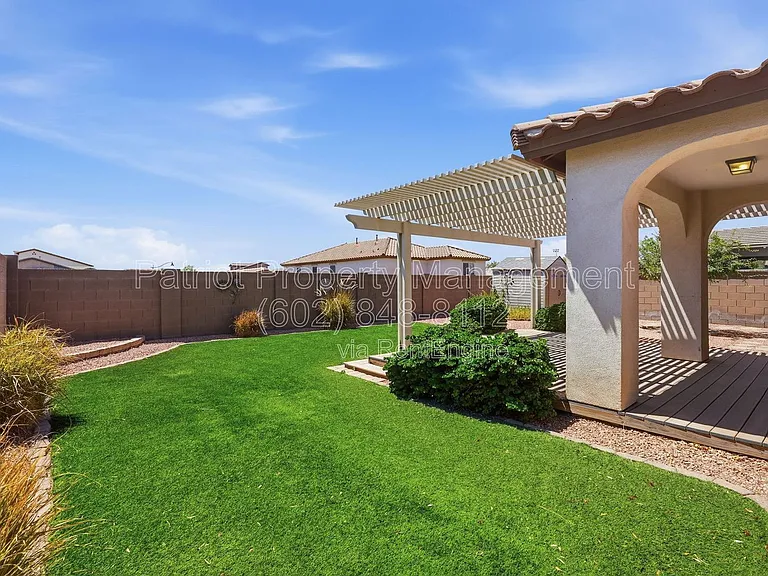 20767 W Hamilton St — Photo 34