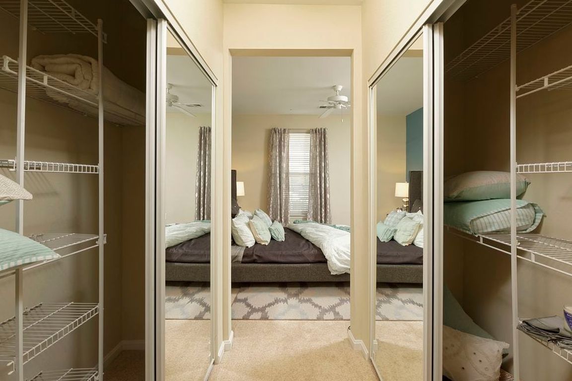 Spacious, walk-in closet