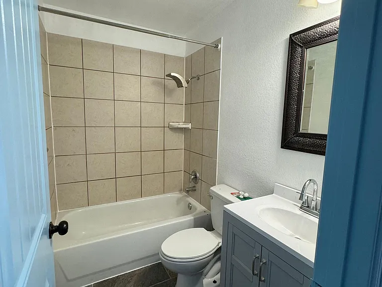 207 Anchor Ln — Photo 14